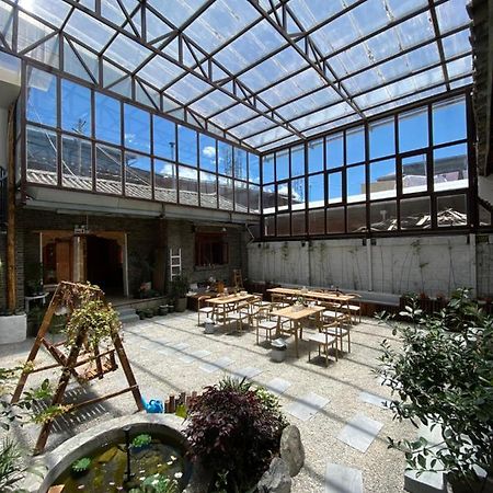 雪湖轻奢民宿 Snowlake Inn Шангри-Ла Экстерьер фото