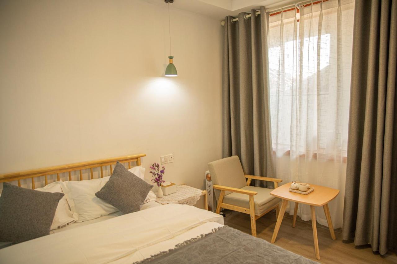 雪湖轻奢民宿 Snowlake Inn Шангри-Ла Экстерьер фото